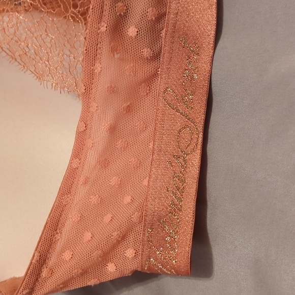 Victoria's Secret Sexy T-shirt Push-Up Full Coverage Size 32DD Bra Front Closure - Picture 6 of 14